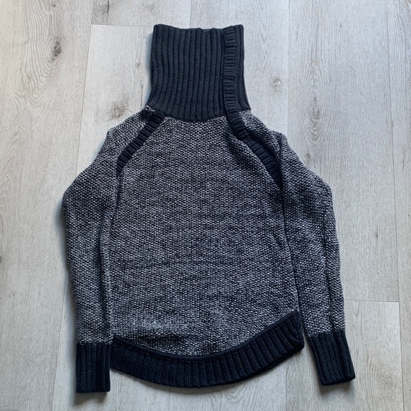 lululemon athletica Sweaters - Lululemon Womens Passage to Prana Knitwear Sweater